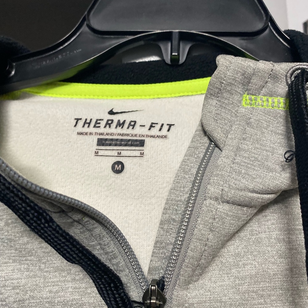 Sweatshirt - Picture 3 of 5
